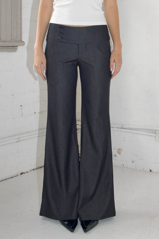 Evelyn Low-rise Tencel Jeans in Black (Petite)