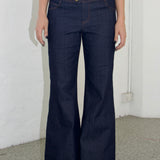 SCG MADE | Rita Low-rise Jeans in Dark wash