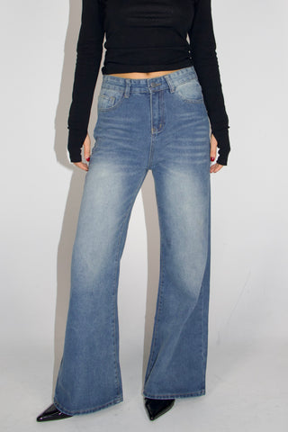 Classic 90s Mid Rise Trousers