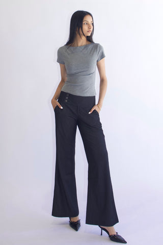 Evelyn Low-rise Tencel Jeans in Black