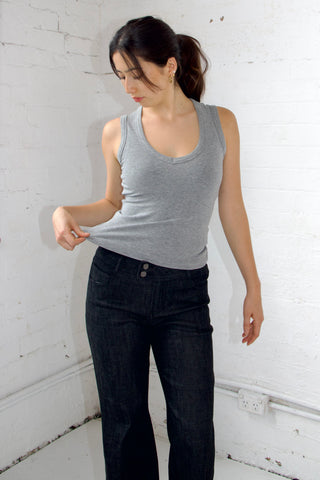 Siena 90s V-neck Tank