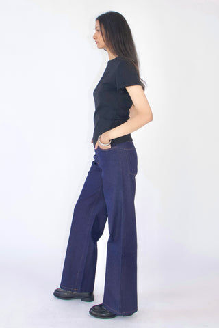 Classic Crew 90s Fitted Tee