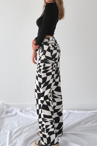 Y2K check pants - simplecoolgirl