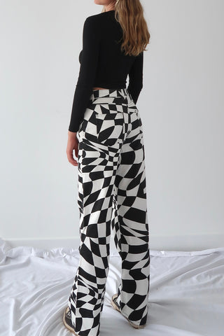 Y2K check pants - simplecoolgirl