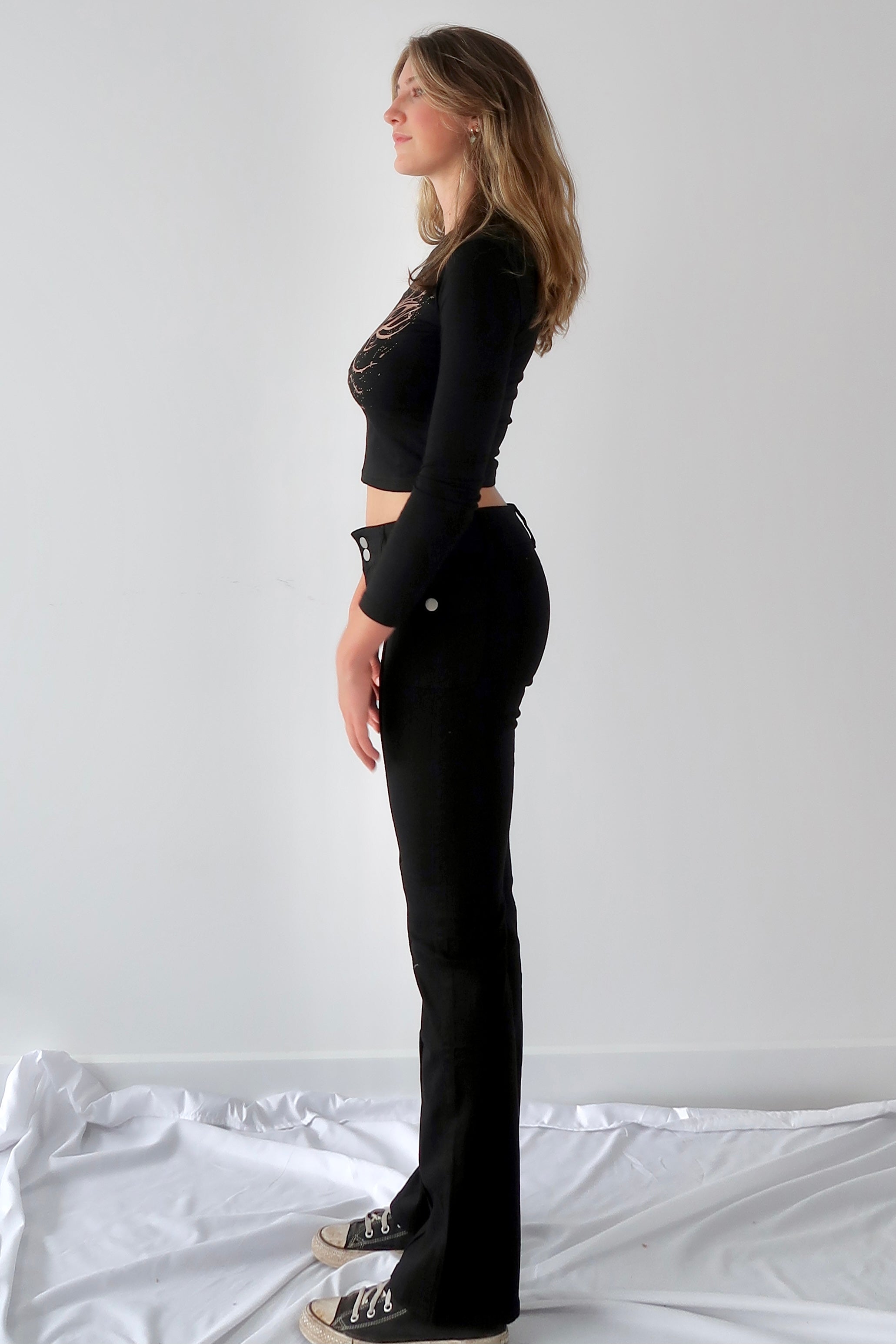 Y2K low-rise pants
